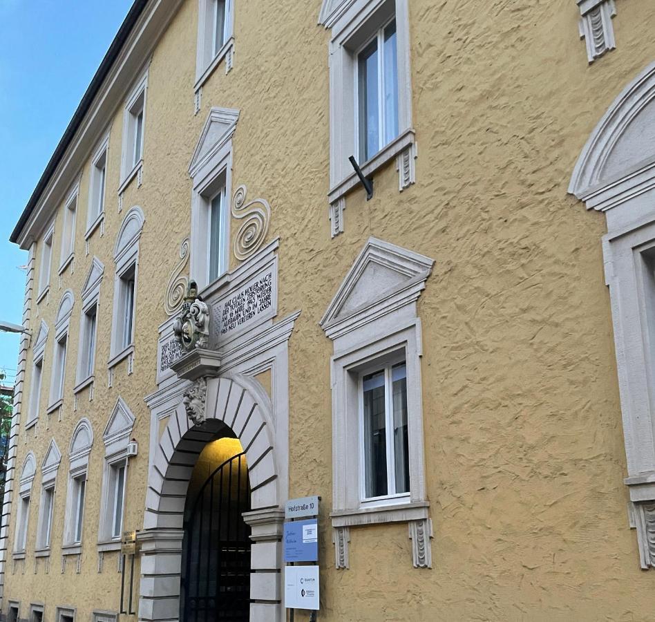 Urban Retreat - Central And Historic Würzburg Kültér fotó